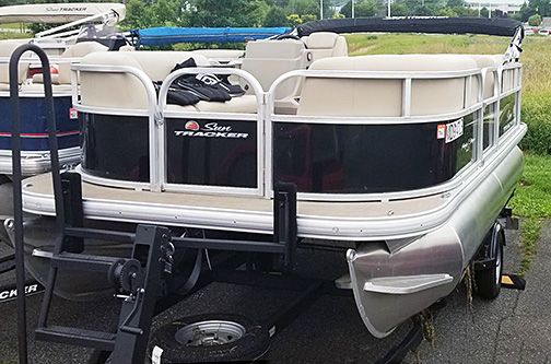 BlackPontoon50hp.jpg